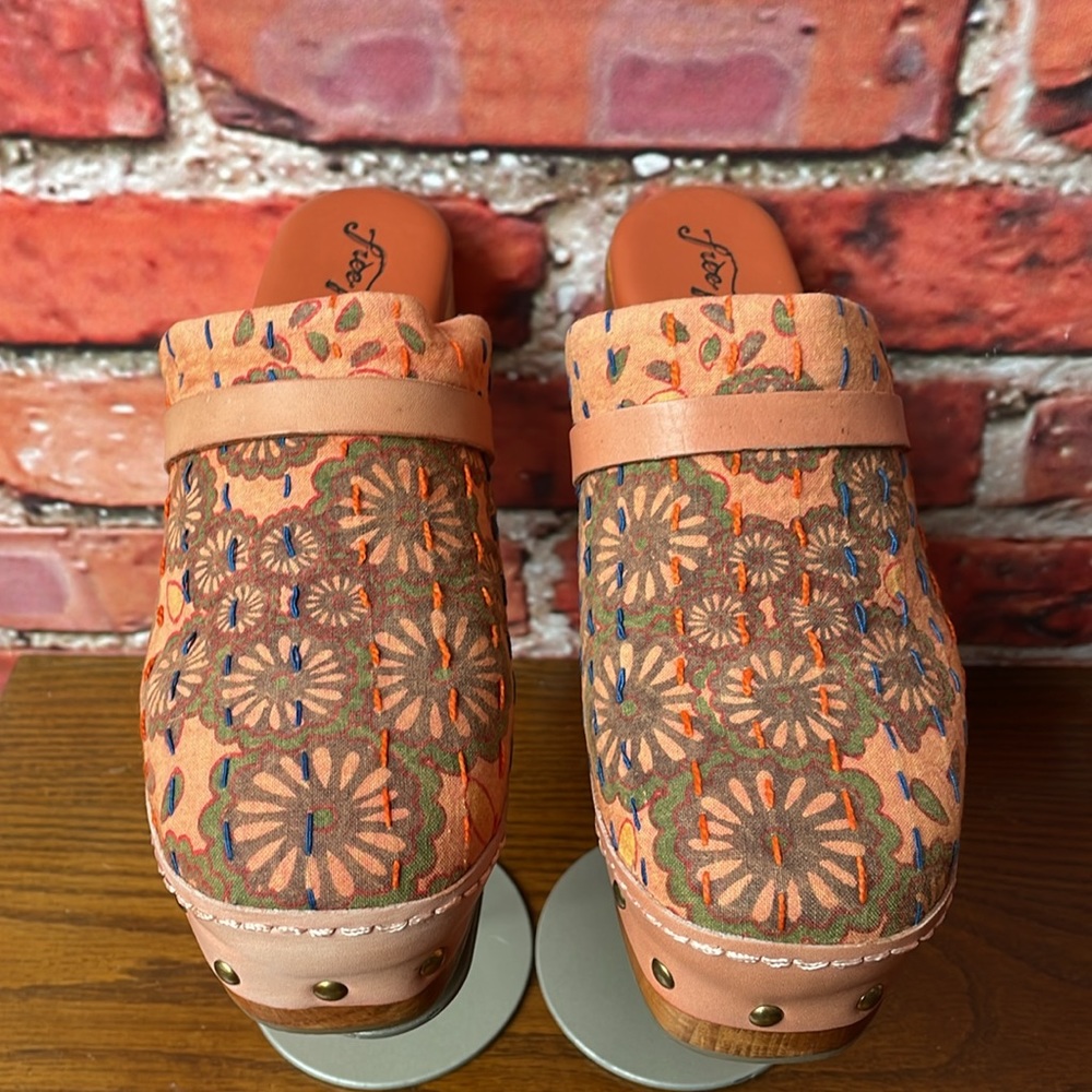Orange Embroidered Free People Calabasas Kantha Clogs - Picture 7 of 16